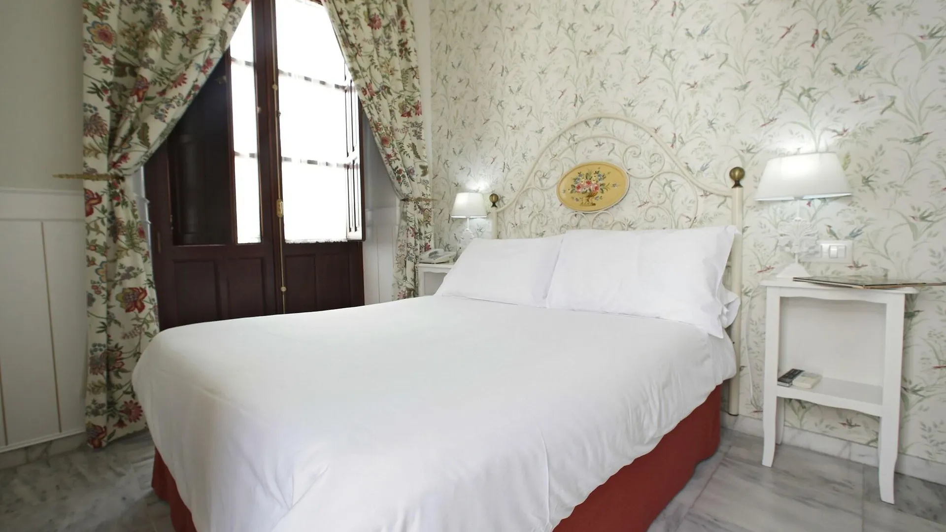 Basic Hotel Puerta De Sevilla Seville