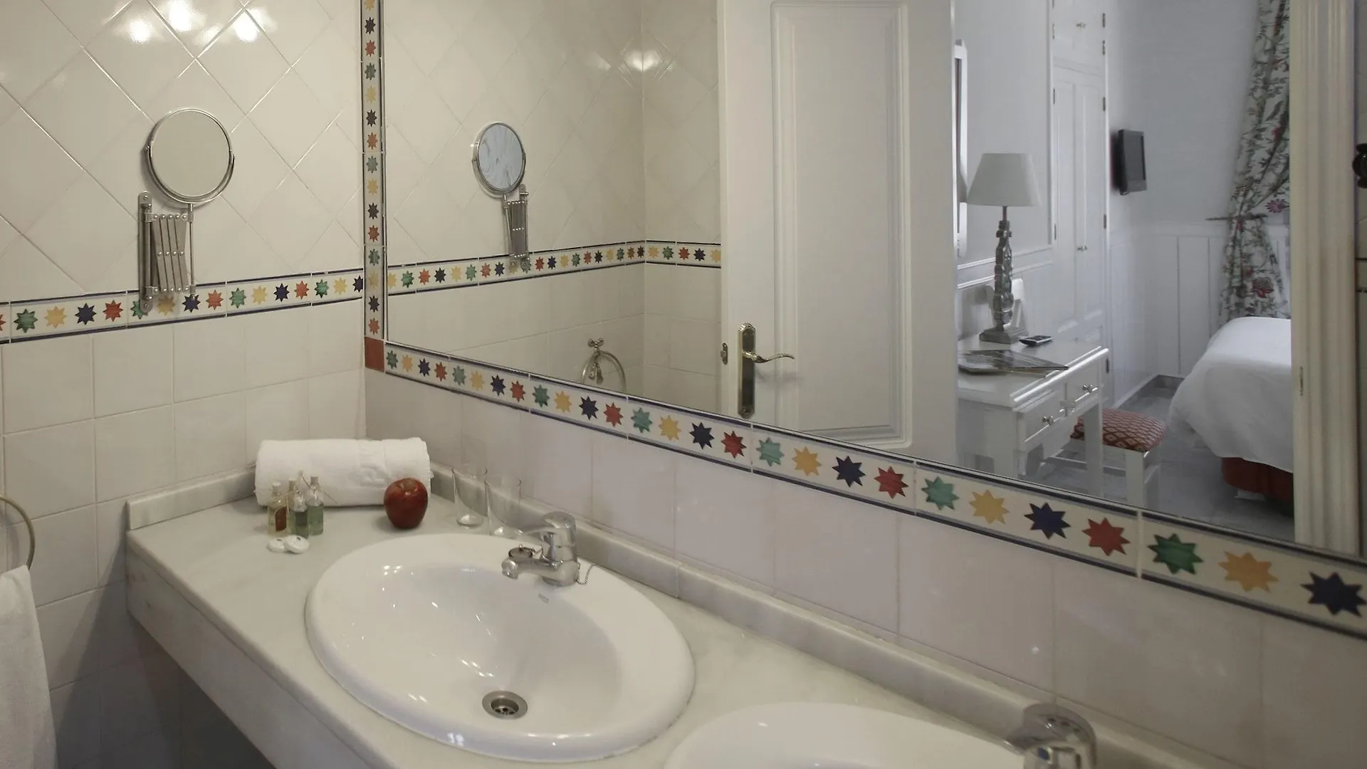 Basic Hotel Puerta De Sevilla